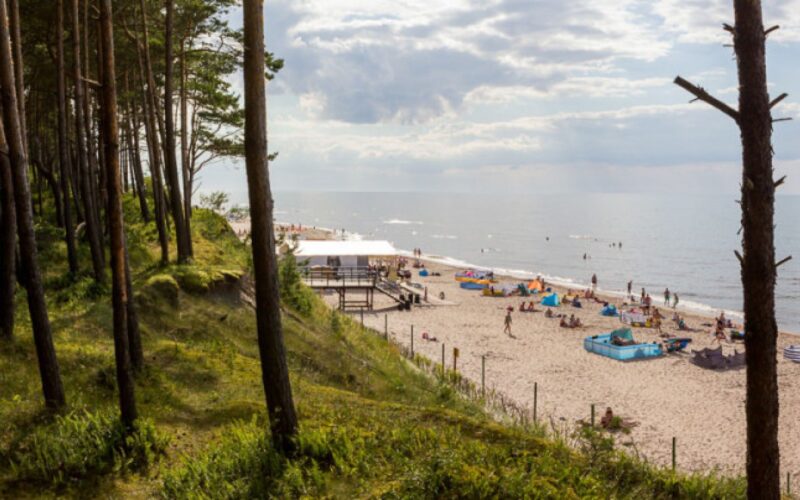 038_bianco-bar_2016_fot-t-stolz-1000x404